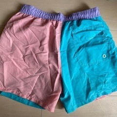 カラフル水着　の画像