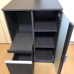 美品　レンジ台　食器棚　