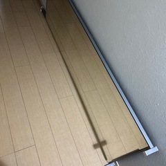 壁ミラー つっぱりタイプの画像