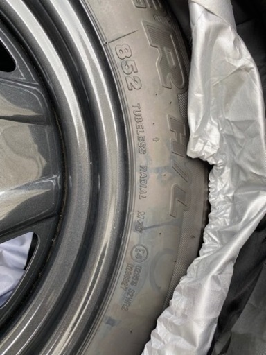 ジムニー　純正タイヤ、ホイール　新車外し　4本