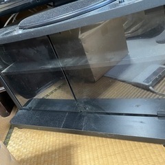 テレビ台の画像