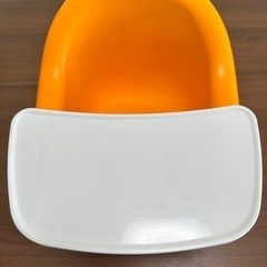 karibu カリブ　ベビーチェア　テーブル付きの画像