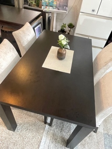 ダイニングテーブル　チェアセット