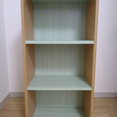 【決まりました】カラーボックス　カーテン付きの画像