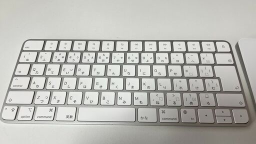 Apple Magic keyboard(JIS)、Apple Magic Trackpad 2　セットで