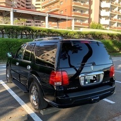 税金安い1ナンバー！リンカーンナビゲーター！！　CarPlay、モニター.YouTubeやprimeビデオ見れます！の画像