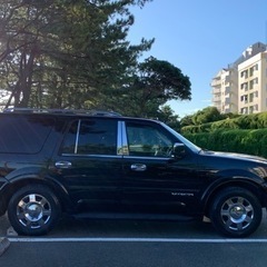 税金安い1ナンバー！リンカーンナビゲーター！！　CarPlay、モニター.YouTubeやprimeビデオ見れます！の画像