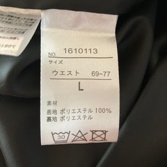 ⭕️新品★黒の台形スカート★薄手の画像
