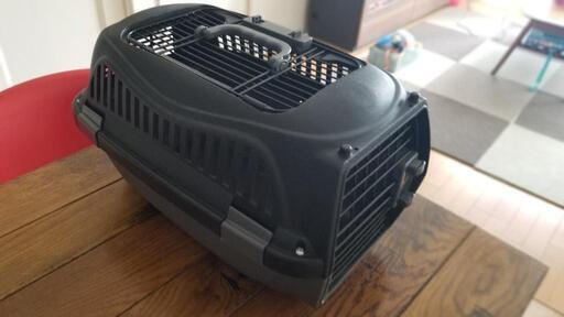 猫、子犬用キャリーケース（中古）