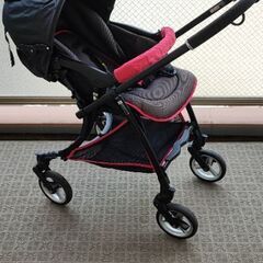 A型ベビーカー　ピジョン　Runfee（ランフィ）