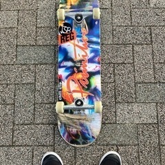 スケボーデッキ　8.1インチ