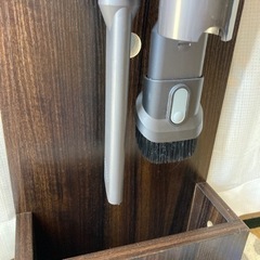 ダイソンv7 スタンド付　値下げします
