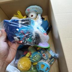 トイストーリー　ドラえもん　ミニオン　乗り物などの画像