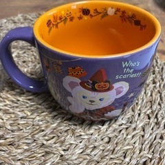 ディズニーダッフィフレンズ　コップ　容器の画像