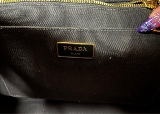 PRADAトートバッグ黒