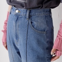 お値下げ　定価7,590円　美品　Kastane(カスタネ)   ピンタックフレアデニムパンツ　Ｌサイズの画像