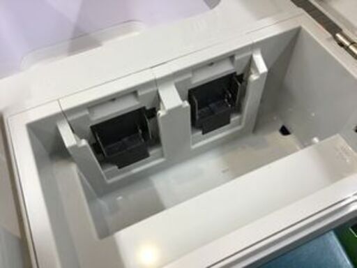 【エコツール笠寺店】Makita/マキタ 充電式保冷温庫 CW180DZ本体のみ   ITC085CBAAXC【愛知県/名古屋市/笠寺