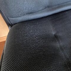 オフィス(PC)チェアと子供用学習チェアの画像