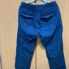 shuca レディースS ネイビー　膝下パンツ　ズボンの画像