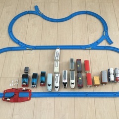 再値下げ　プラレール　踏切　トーマス　新幹線　接続パーツの画像