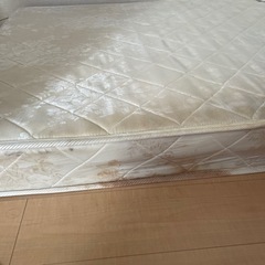 セミダブルベットの画像