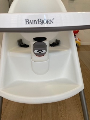 ベビービョルン ハイチェア 中古 ベビービョルン ハイチェア (choco) 南草津の椅子《ハイチェア