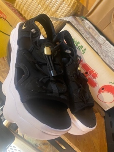 NIKE エアマックス　ココサンダル　25センチ