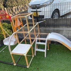 アンパンマン　ジャングルジム　すべり台　