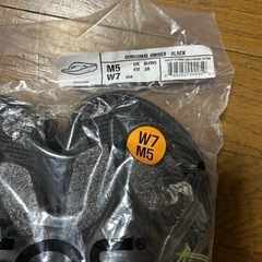 新品未使用　OOFOS ウーフォス　BLACK 23センチの画像