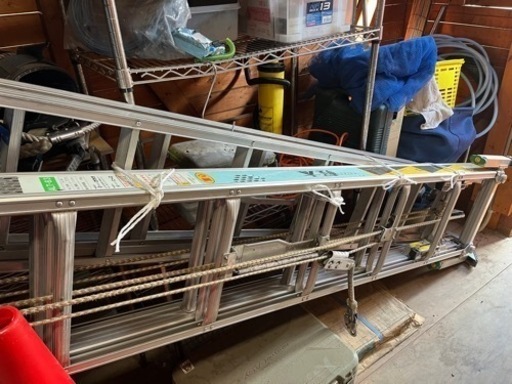 ハシゴ売ります