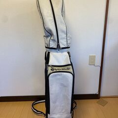 TayIorMadeテーラーメイド 軽量キャディバッグ 　ユースド・ ファスナー作動問題なし。の画像
