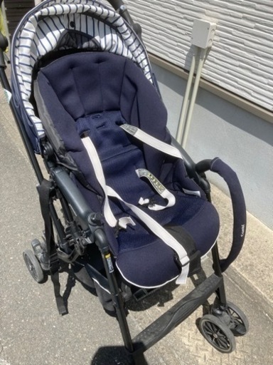 【値下げしました】コンビ　ベビーカー　メチャカルハンディ　オート4キャス　コンパクト