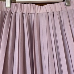 新品プリーツロングスカートの画像