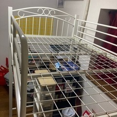 二段ベッドフレーム　シングル白の画像