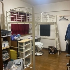 二段ベッドフレーム　シングル白の画像