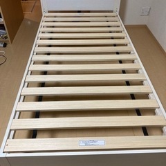ニトリ　シングルベッドフレーム(受付終了)