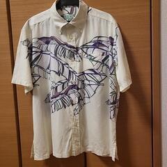 かりゆしウェア(クリーム色・芭蕉柄)