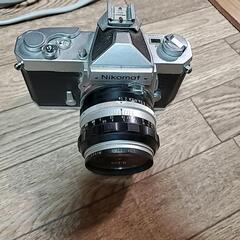 Nikomat　made in japan　レンズ付きの画像