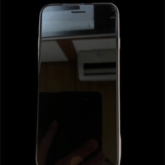 iPhone SE (第3世代) スターライト 64 GB docomoの画像