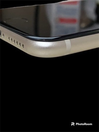 iPhone SE (第3世代) スターライト 64 GB docomo