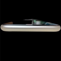 iPhone SE (第3世代) スターライト 64 GB docomoの画像