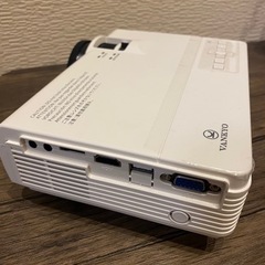 VANKYO LEISURE3 2400lm プロジェクターの画像