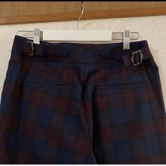 チェック柄カジュアルパンツの画像