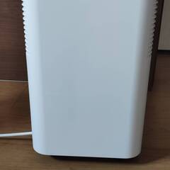 イオン機能付き除湿機　タンク容量2Lの画像