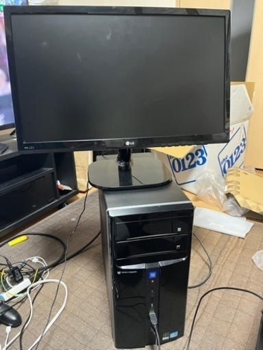 ゲーミングPC モニター付　金額下げました