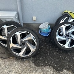 早い物勝ち！プリウスモデリスタ　アルミホイール