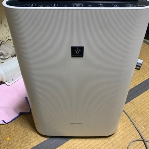 加湿器になります。