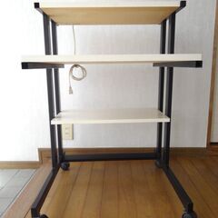 【決まりました】無料　パソコンラック