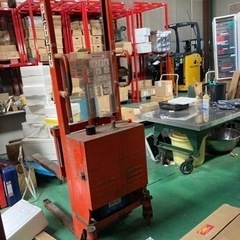 パワーリフター　OKUDAYA GIKEN製　350kg 充電器付の画像