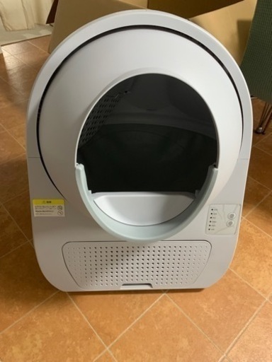 (美品)自動猫トイレ ＆自動給水器 ＆餌台